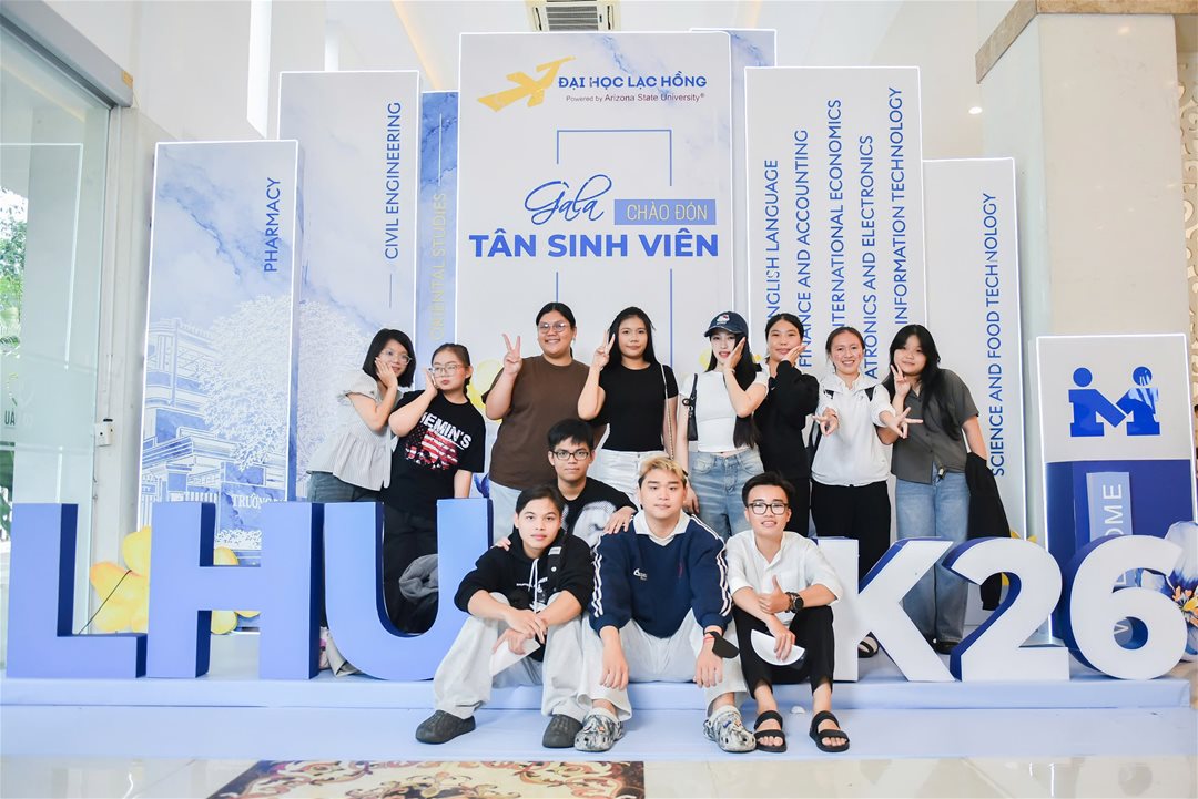 Gala chào đón tân sinh viên LHU 2026: Gắn kết từ những trải nghiệm đầu tiên